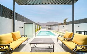 Exclusive Deal! Luxury 4Br Villa On Al Dana Island By Deluxe Holiday Homes